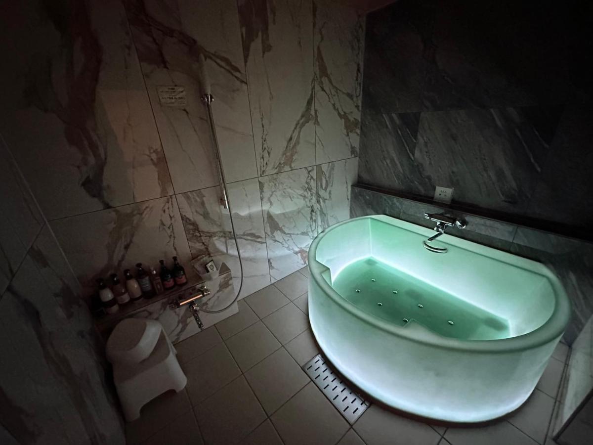 טוקיו Hotel Exe (Adults Only) מראה חיצוני תמונה