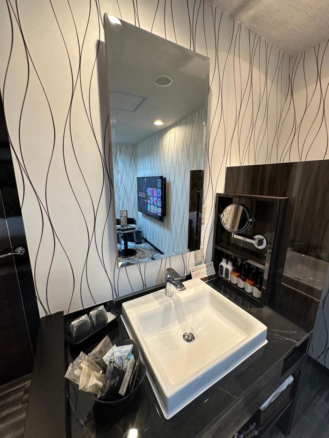 טוקיו Hotel Exe (Adults Only) מראה חיצוני תמונה